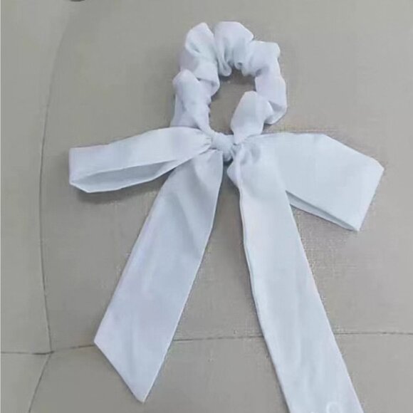 Alo Yoga Women's Bow Hair Tie - European and American Style - Picture 6 of 8